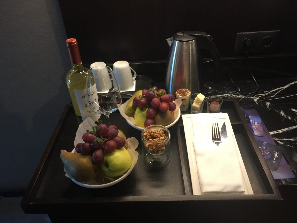 Welcome gift (wstawka) w RadissonBlu Leogrand