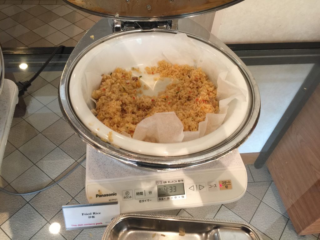 Radisson Narita - bufet śniadaniowy