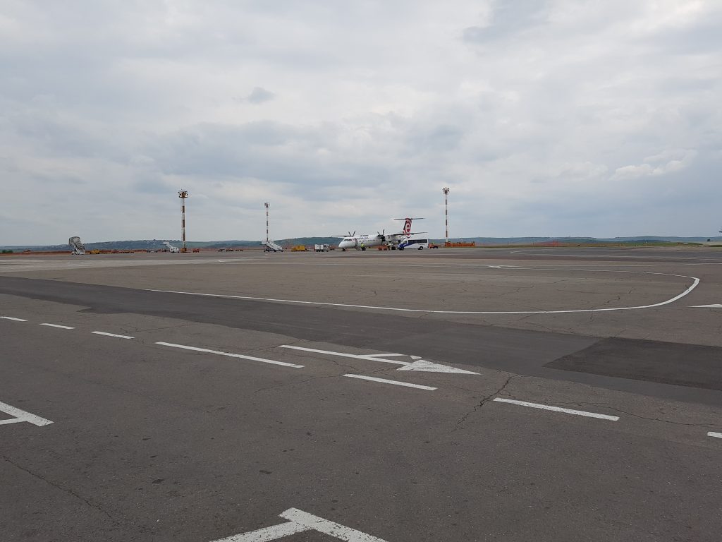 Lotnisko w Kiszyniowie - Dash Q400 LOT