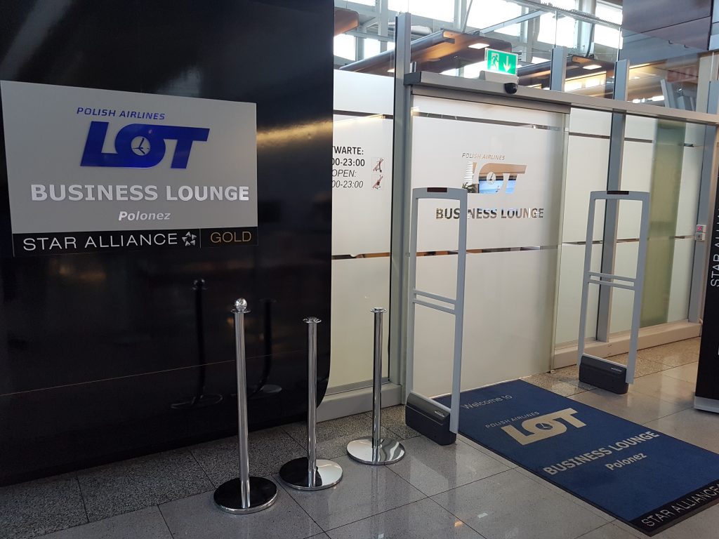 LOT Polonez Lounge Warszawa - wejście