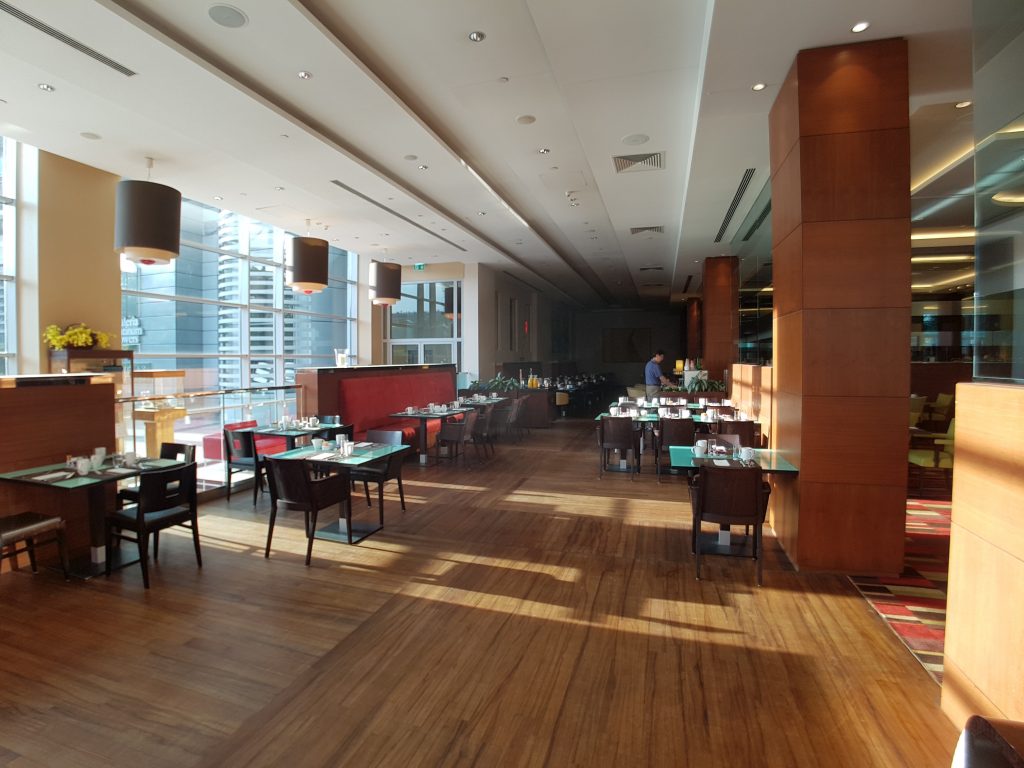 Hilton Warsaw Hotel and Convention Centre, Warszawa - restauracja Meza