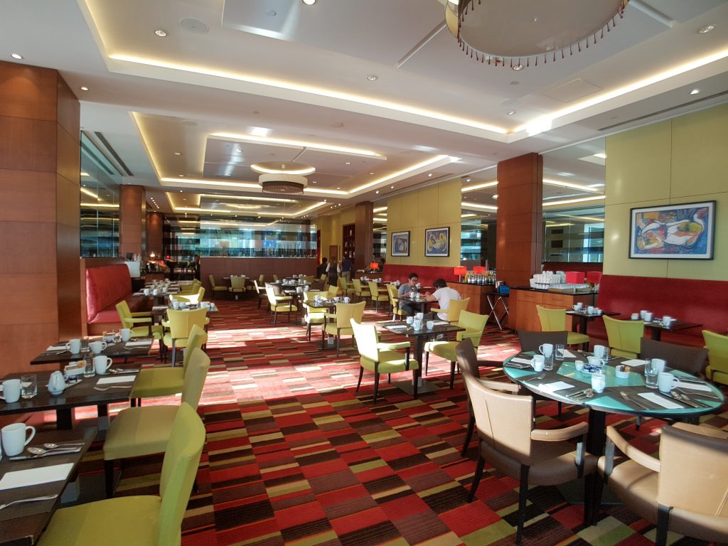 Hilton Warsaw Hotel and Convention Centre, Warszawa - restauracja Meza