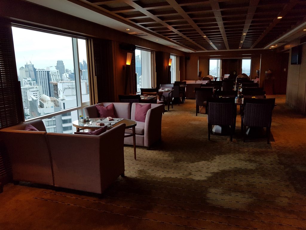 Conrad Bangkok, Bangkok - executive lounge - siedzenia