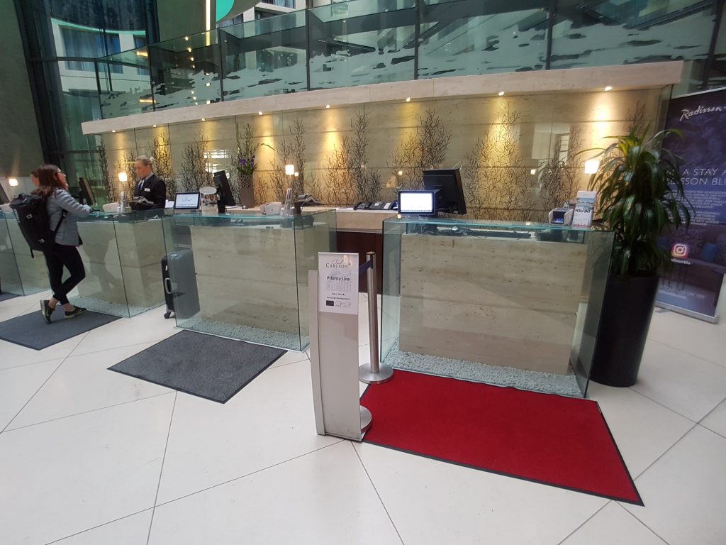 Radisson Blu, Berlin - stanowiska check-in