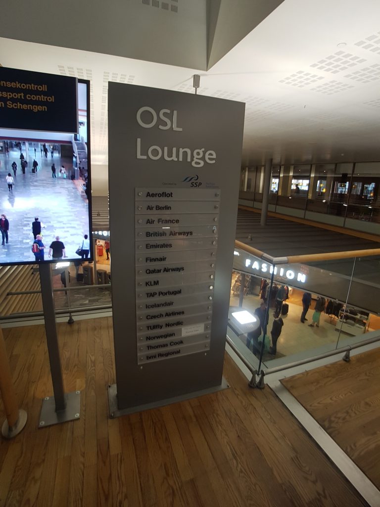 Salonik biznesowy OSL Lounge, Oslo - linie korzystające z saloniku - wejście