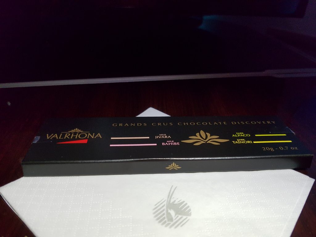 Qatar Airways A380 - czekoladki Valrhona