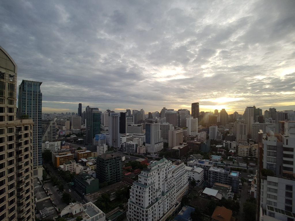 Conrad Bangkok, Bangkok - pokój 3112 - executive - widok z okna