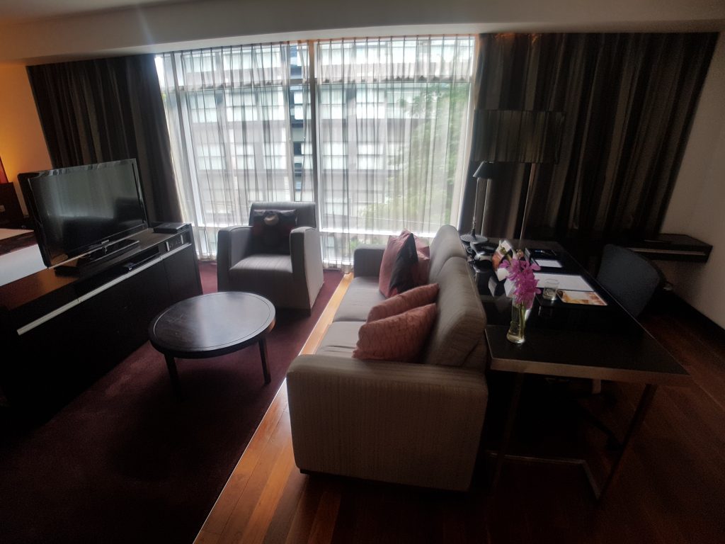 Park Plaza Bangkok Soi 18 - apartament, strefa dzienna