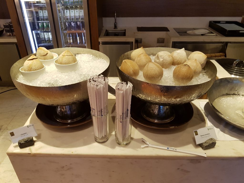 Radisson Blu Plaza Bangkok, Bangkok - śniadanie