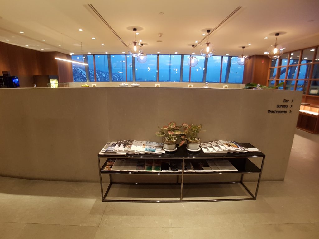 Cathay Pacific - Salonik biznesowy Cathay Pacific First and Business Class Lounge, Bangkok - po wejściu