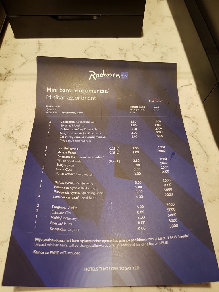 Radisson Blu Lietuva Hotel, Wilno – cennik mini baru