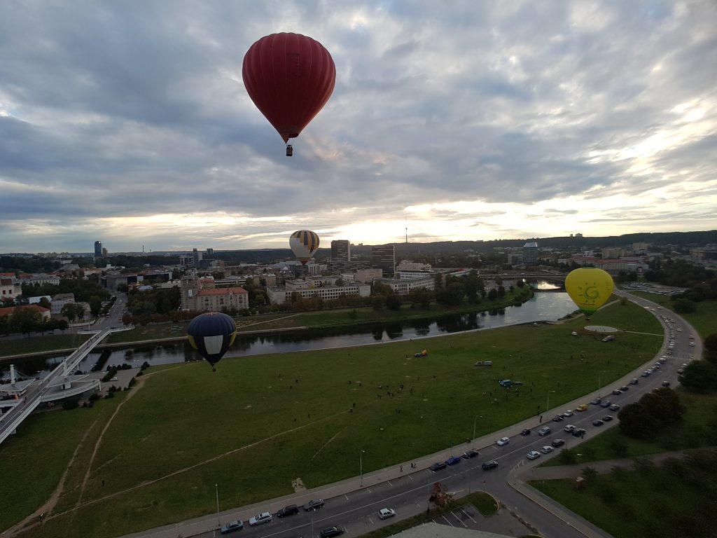 Radisson Blu Lietuva Hotel, Wilno – panorama z pokoju na 17.piętrze