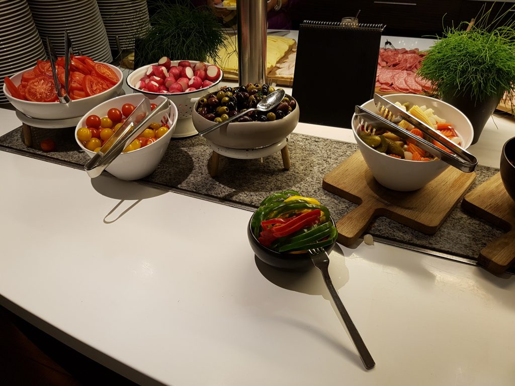 Radisson Blu Lietuva Hotel, Wilno – śniadanie w restauracji RiverSide