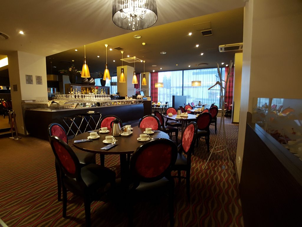 Radisson Blu Lietuva Hotel, Wilno – restauracja RiverSide