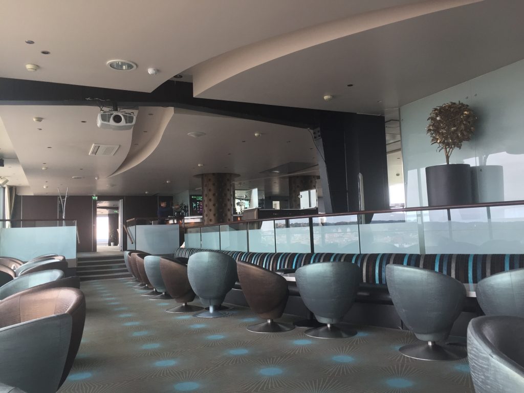 Radisson Blu Lietuva Hotel, Wilno – SkyBar na 22.piętrze