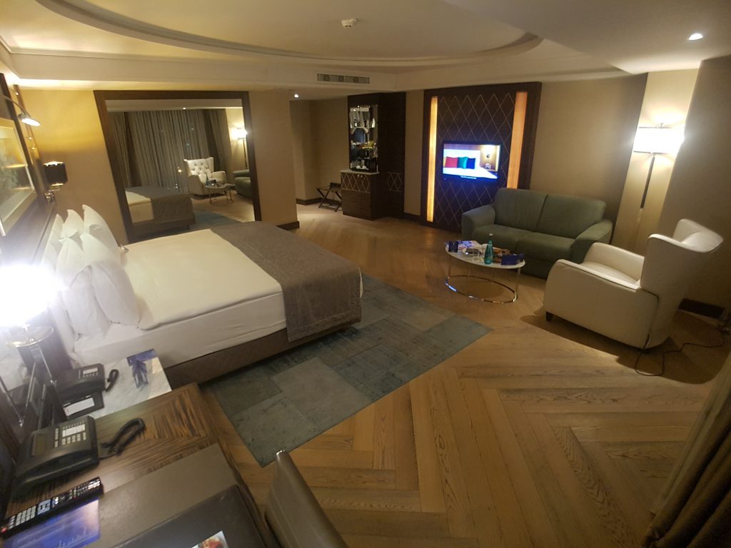 Radisson Blu Hotel Istanbul Pera, Stambuł - apartament 620 - pokój