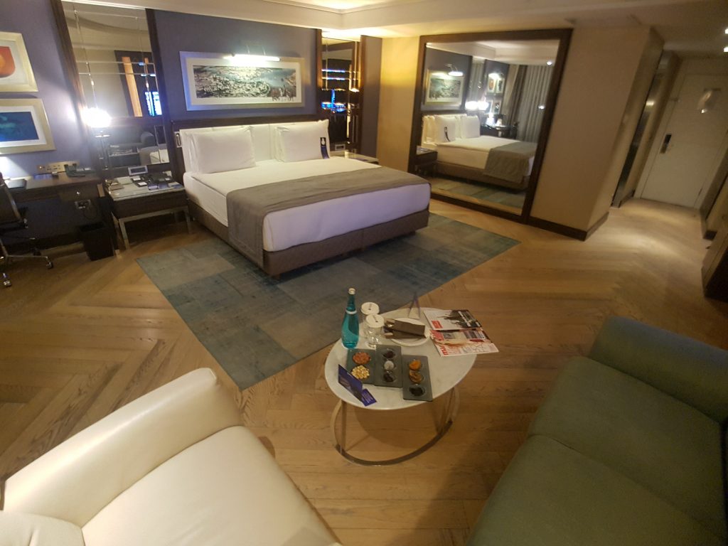 Radisson Blu Hotel Istanbul Pera, Stambuł - apartament 620 - pokój